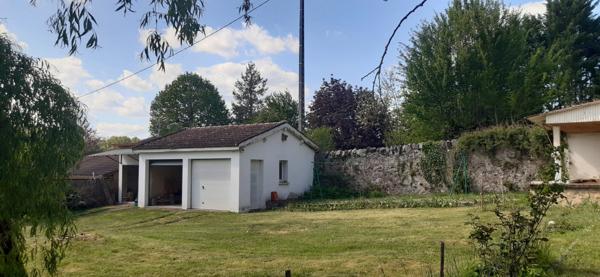 Maison à vendre 4 pièces VILLEFRANCHE DE ROUERGUE (12)