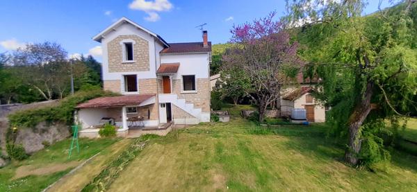 Maison à vendre 4 pièces VILLEFRANCHE DE ROUERGUE (12)
