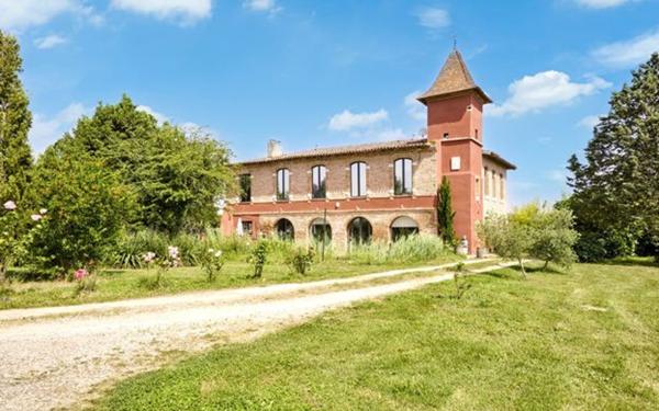 Maison à vendre    10 pièces • 390 m2 Merville