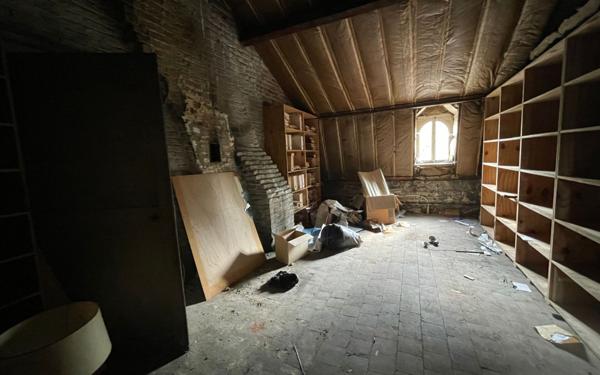 Immeuble à vendre    7 pièces • 301 m2 Anzin