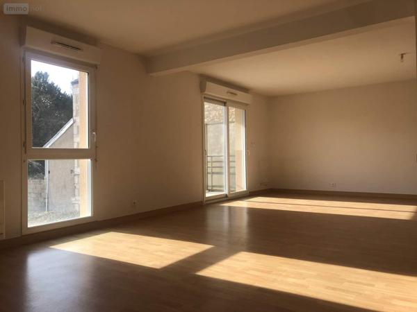 Appartement à vendre à Chasseneuil-du-Poitou dans la Vienne (86360), ref : 018/973.3