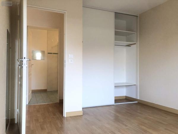 Appartement à vendre à Chasseneuil-du-Poitou dans la Vienne (86360), ref : 018/973.3