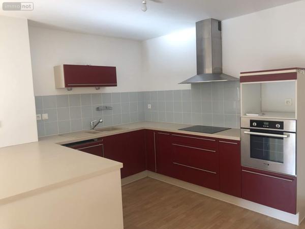 Appartement à vendre à Chasseneuil-du-Poitou dans la Vienne (86360), ref : 018/973.3