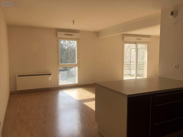 Appartement à vendre à Chasseneuil-du-Poitou dans la Vienne (86360), ref : 018/973.3