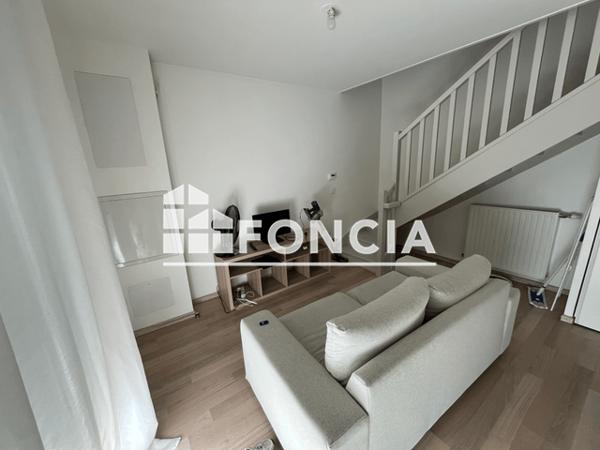 Location Studio meublé 32.2 m² - 36 SENTE RADOUBS Bordeaux 33300