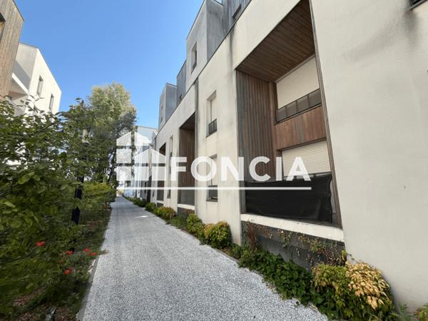Location Studio meublé 32.2 m² - 36 SENTE RADOUBS Bordeaux 33300