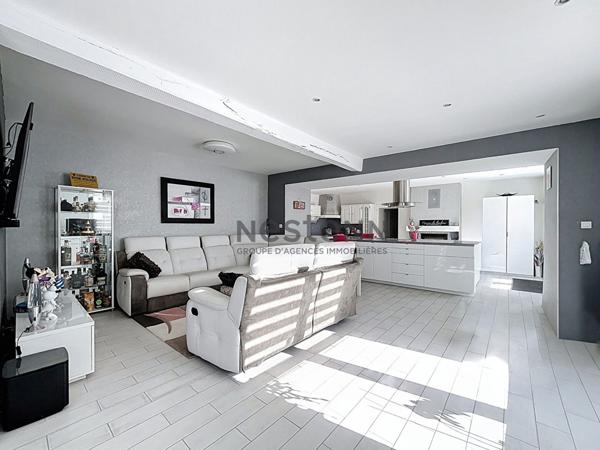 Maison de 170m², sur une parcelle de 680m² idéalement située à La Pouëze