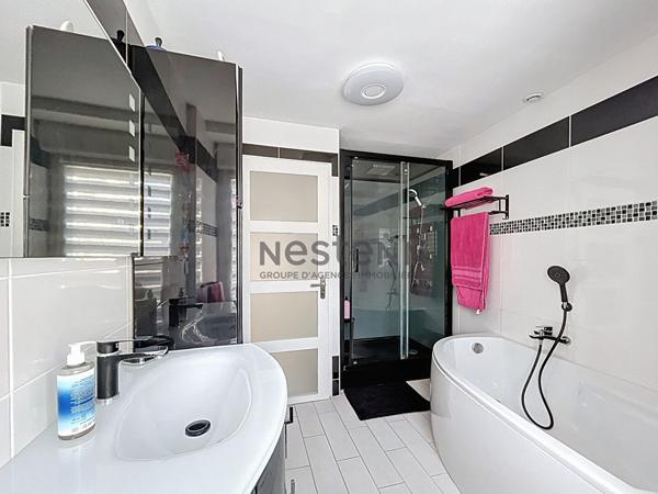 Maison de 170m², sur une parcelle de 680m² idéalement située à La Pouëze