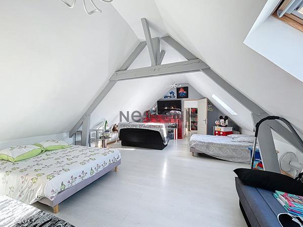 Maison de 170m², sur une parcelle de 680m² idéalement située à La Pouëze