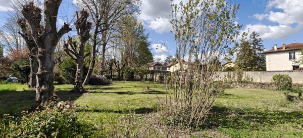 Tassin-la-Demi-Lune (69160) Projet rare avec fort potentiel Tassin-la-Demi-Lune