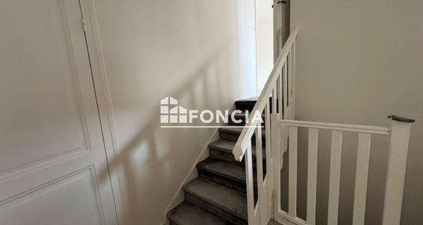 Location Appartement 4 pièces 103.93 m² - ÉRagny 95610