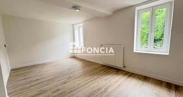 Location Appartement 4 pièces 103.93 m² - ÉRagny 95610
