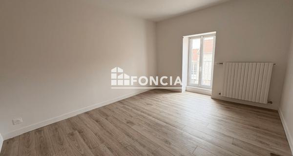 Location Appartement 4 pièces 103.93 m² - ÉRagny 95610