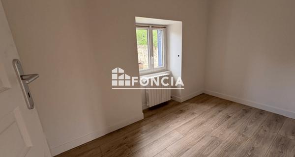 Location Appartement 4 pièces 103.93 m² - ÉRagny 95610