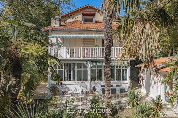 Charmant appartement dans une bâtisse historique avec jardin