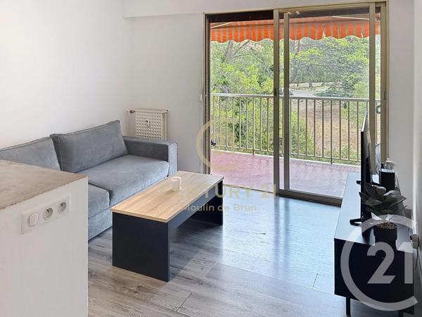 Appartement F1 à vendre  1 pièce - 23,20 m 2   PEYMEINADE  - 06