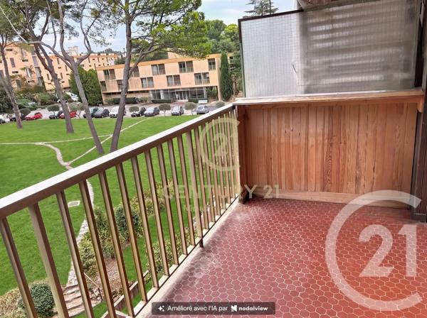 Appartement F1 à vendre  1 pièce - 23,20 m 2   PEYMEINADE  - 06