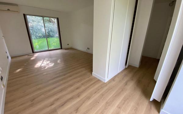 Maison à vendre    10 pièces • 315,21 m2 Chassieu