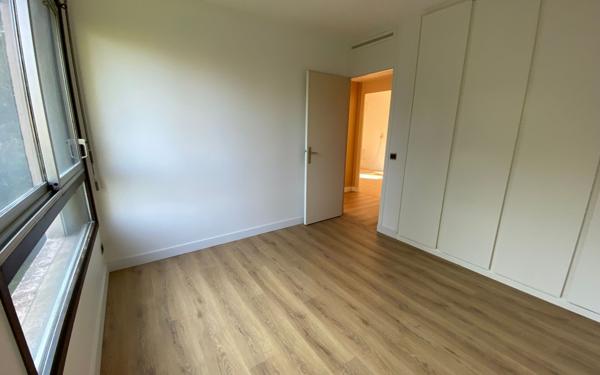 Maison à vendre    10 pièces • 315,21 m2 Chassieu