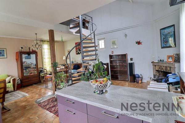 Maison de charme esprit loft secteur pavillonnaire recherché, proche RER Val-de-Fontenay