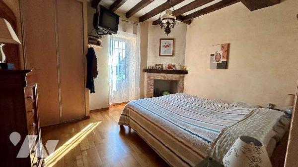 Maison de campagne sur 1ha de terrain