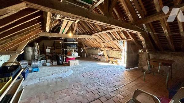 Maison de campagne sur 1ha de terrain