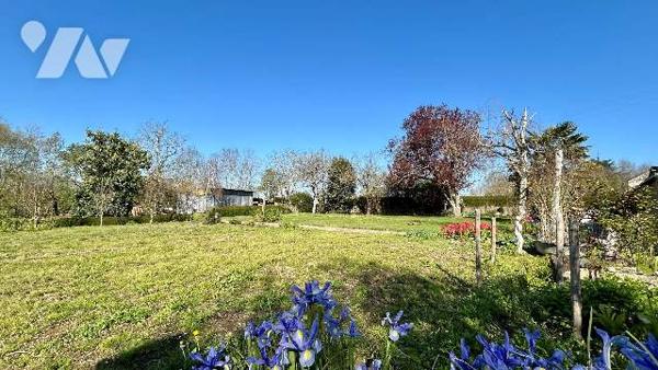 Maison de campagne sur 1ha de terrain