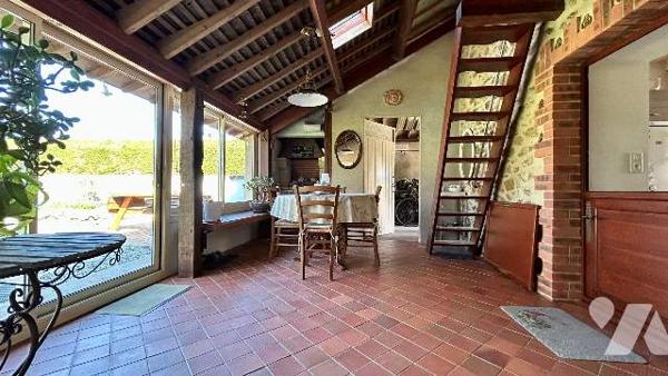 Maison de campagne sur 1ha de terrain