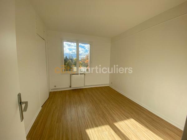 Vente Appartement64 m² - 4 Pièces - SAINTE GENEVIEVE DES BOIS (91700)