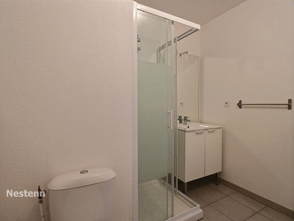 Appartement Avignon 2 pièce(s) 41.19 m2 proche remparts terrasse et parking