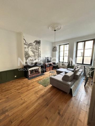 CHARMANTE MAISON FAMILIALE AU COEUR DE LA FLECHE