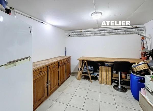 Villeroy, terrasse + grand garage + atelier