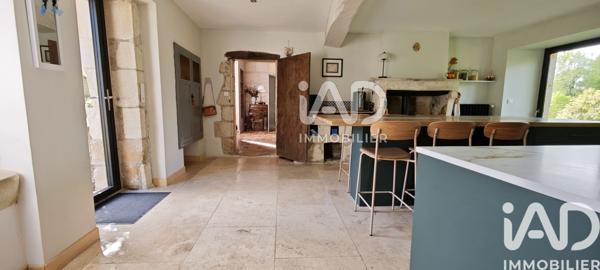 Maison à vendre 11 pièces 273 m² Fontenay-le-Comte