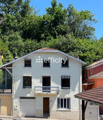 Maison 8 pièces - 181 m² Exclusivité efficity