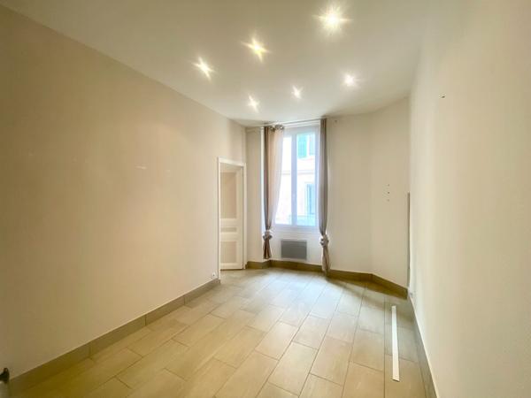 Local commercial Cannes 100 m2