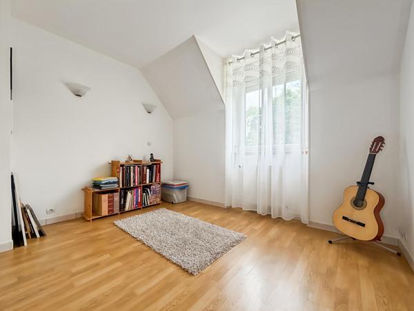 Maison 6 pièces 4 chambres SAVIGNY LE TEMPLE - PLESSIS LE ROI