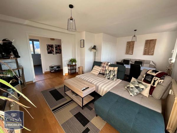 Appartement à louer 2 pièces 52.2m²