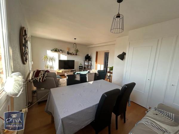 Appartement à louer 2 pièces 52.2m²