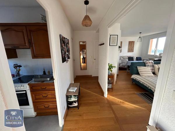 Appartement à louer 2 pièces 52.2m²