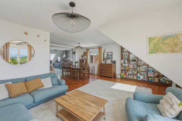 Appartement à vendre 4 pièces PREVESSIN MOENS (01)