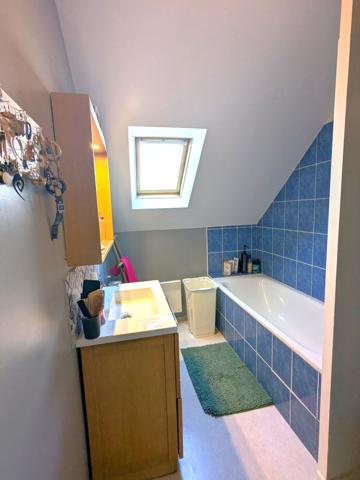 Montreuil-le-Gast (35520) Maison T5 en fond d'impasse