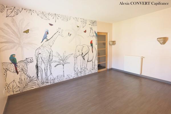 Maison familiale 5 chambres, 211m², terrain 511m² avec ses pierres charmantes