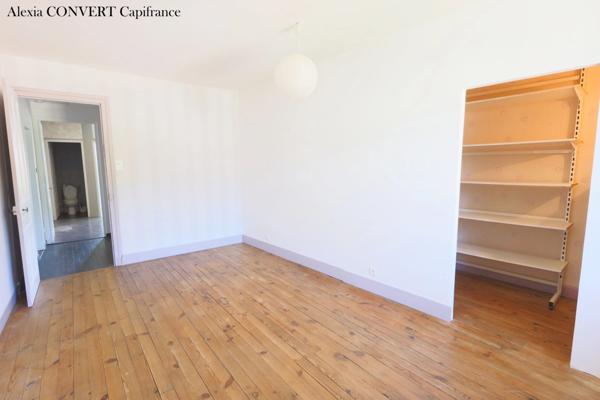 Maison familiale 5 chambres, 211m², terrain 511m² avec ses pierres charmantes