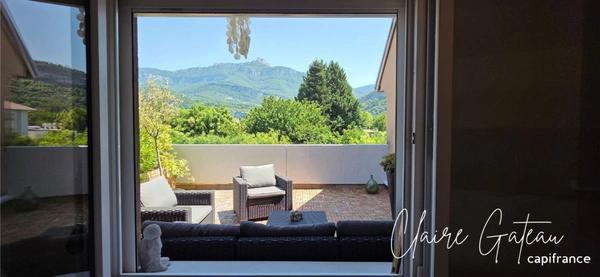 Appartement à vendre 4 pièces CHAMBERY (73) Duplex avec terrasse de 24 M², vue dégagée et garage