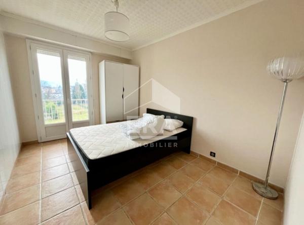 LOCATION TARBES - T4 meublé avec balcon