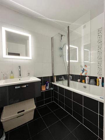 Appartement proche plage et commerce