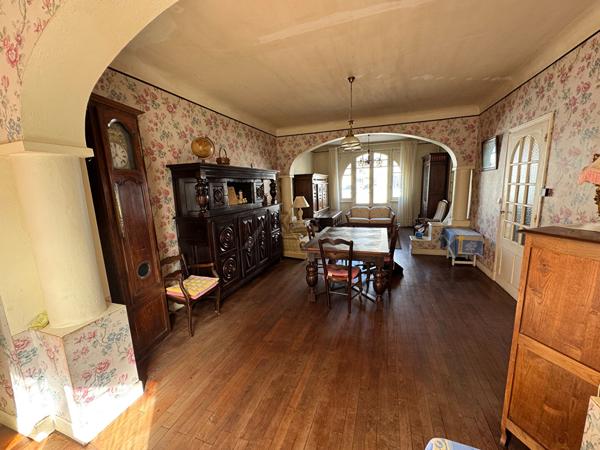 A VENDRE CONCARNEAU MAISON VILLA ANNEES 30 PROCHE PLAGE CORNIQUE