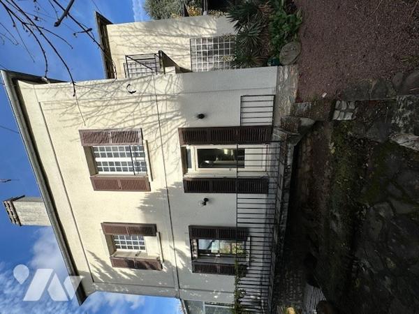 Maison à Vendre à Montmorency (95160) en Val-d'Oise (95), 8 pièces dont 5 chambres