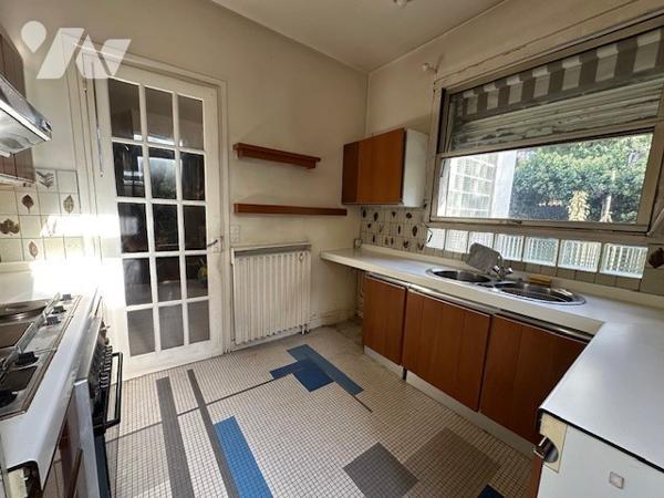 Maison à Vendre à Montmorency (95160) en Val-d'Oise (95), 8 pièces dont 5 chambres