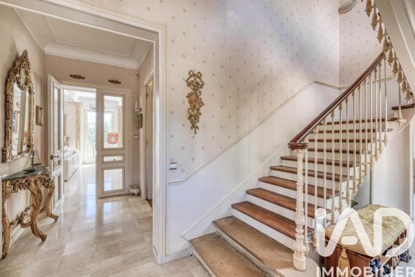 Maison à vendre 11 pièces 323 m² Dampmart